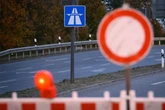 Verkehrschaos am Stuttgarter Kreuz: Windradflügel-Schwertransport blockiert Autobahn