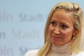 Warum Janine Kunzes Mann seine Frau für die "größte Mogelpackung der Welt" hält