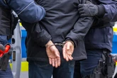 Sporttasche voller Drogen: Kölner Polizei schnappt mutmaßlichen Dealer