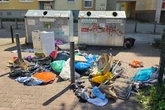 Fußweg fast komplett versperrt! Müllberg auf Chemnitzer Sonnenberg