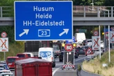 A23 Richtung Norden über Pfingsten dicht: So kommen Pendler und Urlauber trotzdem ans Ziel