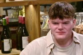 "First Dates": Freddy ist "etwas offener", doch er hat ein Geheimnis, welches nicht mal seine Familie kennt