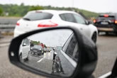Unfall auf A71: Drei Autos involviert, Autobahn für 2,5 Stunden voll gesperrt