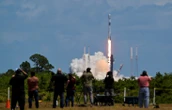 Tên lửa Falcon 9 gặp sự cố, SpaceX mất trắng 20 vệ tinh Starlink