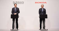 Honda 'ôm' Nissan: Thương vụ có thể giá trị cả trăm nghìn tỉ đồng, chuyên gia đánh giá rất mạo hiểm