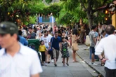 Hội An muốn đón khách chất lượng hơn là chuyện khen chê giá cả đắt rẻ