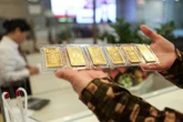 Giá vàng miếng SJC hấp dẫn nhưng khó mua