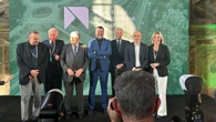 Salvini ironizza sul reddito milionario di Renzi: “Io contento di essere solo un simbolo”
