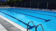 Sestri Levante, ragazzina di 13 anni risucchiata dal bocchettone della piscina: è gravissima