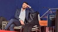 Il ritorno di Giambruno, stupore dei colonnelli. Donzelli: “Tutti benvenuti, anche Andrea”