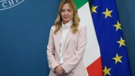 Meloni: “Patentino antifascista per gli editori? È censura”. Il M5S: insegue Vannacci