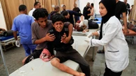 Spari sui palestinesi in fila per gli aiuti: 51 morti e oltre 250 feriti a Gaza