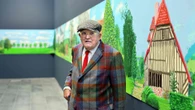 L’artista David Hockney è morto a 88 anni: era il più celebre pittore contemporaneo