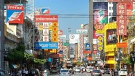 48 ore nella Chinatown di Bangkok per il Capodanno Cinese, tra peccati di gola e la replica di un simbolo di Torino