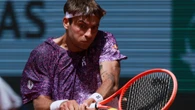 Cobolli batte Tien e vola agli ottavi del Roland Garros