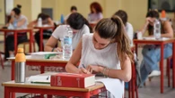 Maturità, oggi prima prova per mezzo milione di studenti. Sette tracce e 6 ore: si parte alle 8,30