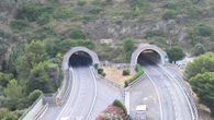 Auto elettriche, l’Italia accelera in autostrada