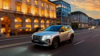 Hyundai punta su Tucson Dark Line: design sportivo e formula anticipo zero