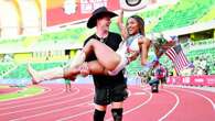 Tara Davis e Hunter Woodhal: la coppia d’oro dell’atletica che vince oltre le barriere