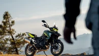 Benelli TRK 702, la moto più venduta in Italia si aggiorna per l'estate