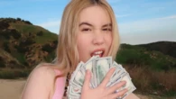 Lil Tay, dalla finta morte al record su OnlyFans: un milione di dollari in 3 ore per la 18enne degli scandali