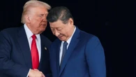 Trump-Xi, due ore di faccia a faccia tra sorrisi e strette di mano. Il tycoon: “Un grande successo”