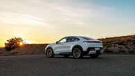 Porsche Cayenne Coupé Electric, il Suv va in palestra
