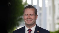 Il consigliere per la sicurezza nazionale degli Usa Mike Waltz si dimette dopo lo scandalo ChatGate
