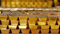 Non si ferma il crollo dell’oro: performance peggiore da oltre un decennio