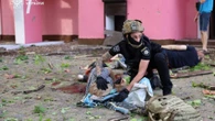 Raid russi, scorre il sangue a Kharkiv. Zelensky: “Terrorismo puro”