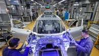 Volkswagen studia il piano lacrime e sangue: 100 mila tagli e quattro impianti chiusi
