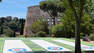 La metamorfosi di Colle Oppio: canestri, skate e piste da curling con vista sul Colosseo