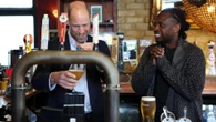 Pub in crisi, il principe William lancia una campagna per salvarli: “Sono il nostro orgoglio”