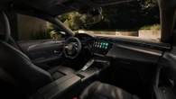 Peugeot accelera sulla mobilità elettrica