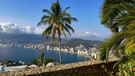 48 ore ad Acapulco, il capolinea balneare di un mito mondano