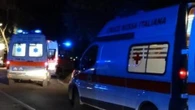 Incendio in un appartamento a Milano, una donna si lancia dal quinto piano e muore