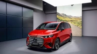 Mercedes-Benz VLE: arriva la MPV elettrica di lusso (con 700 km di autonomia)