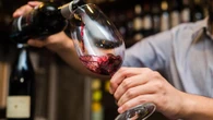Vino, rallenta il calo dell'export negli Stati Uniti. Ma i consumi restano in difficoltà