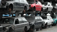 Parco auto italiano, uno sfasciacarrozze a cielo aperto: l’età media sale a 12 anni e mezzo
