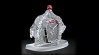 Bugatti stupisce ancora: ecco Calandre, l’orologio da tavolo griffato Jacob & Co. e Lalique