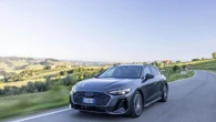 Audi, l’A5 entra nell’arena delle ibride plug-in