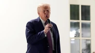Trump minaccia Chicago: “Adoro l’odore della deportazione al mattino”