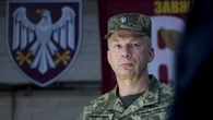 Zelensky cambia il capo dell’esercito: via Syrskyi. Mosca espelle addetto militare italiano