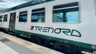 Milano, treno bloccato senza aria condizionata e 300 passeggeri a bordo