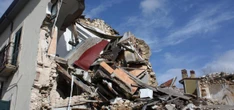 Sentenza choc per il sisma dell’Aquila, nessun risarcimento e spese legali a carico dei parenti di 7 vittime: “Condotta incauta”