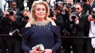 Per i suoi 80 anni nella Francia di Catherine Deneuve, da Parigi al magico Château de Primard