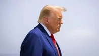 Iran, Trump: “Valuto raid massiccio”. Attacco Houthi a due petroliere
