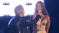 Miss Italia, a 13 anni sfila in passerella come “Mascotte”. Cacciato l’organizzatore campano