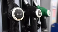Carburanti, il gasolio torna sopra i 2 euro dopo la riduzione dello sconto sulle accise