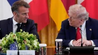 Macron: “Senza accordo lunedì, Putin si sarà preso gioco di Trump”. Mosca: “Così insulta lo zar”